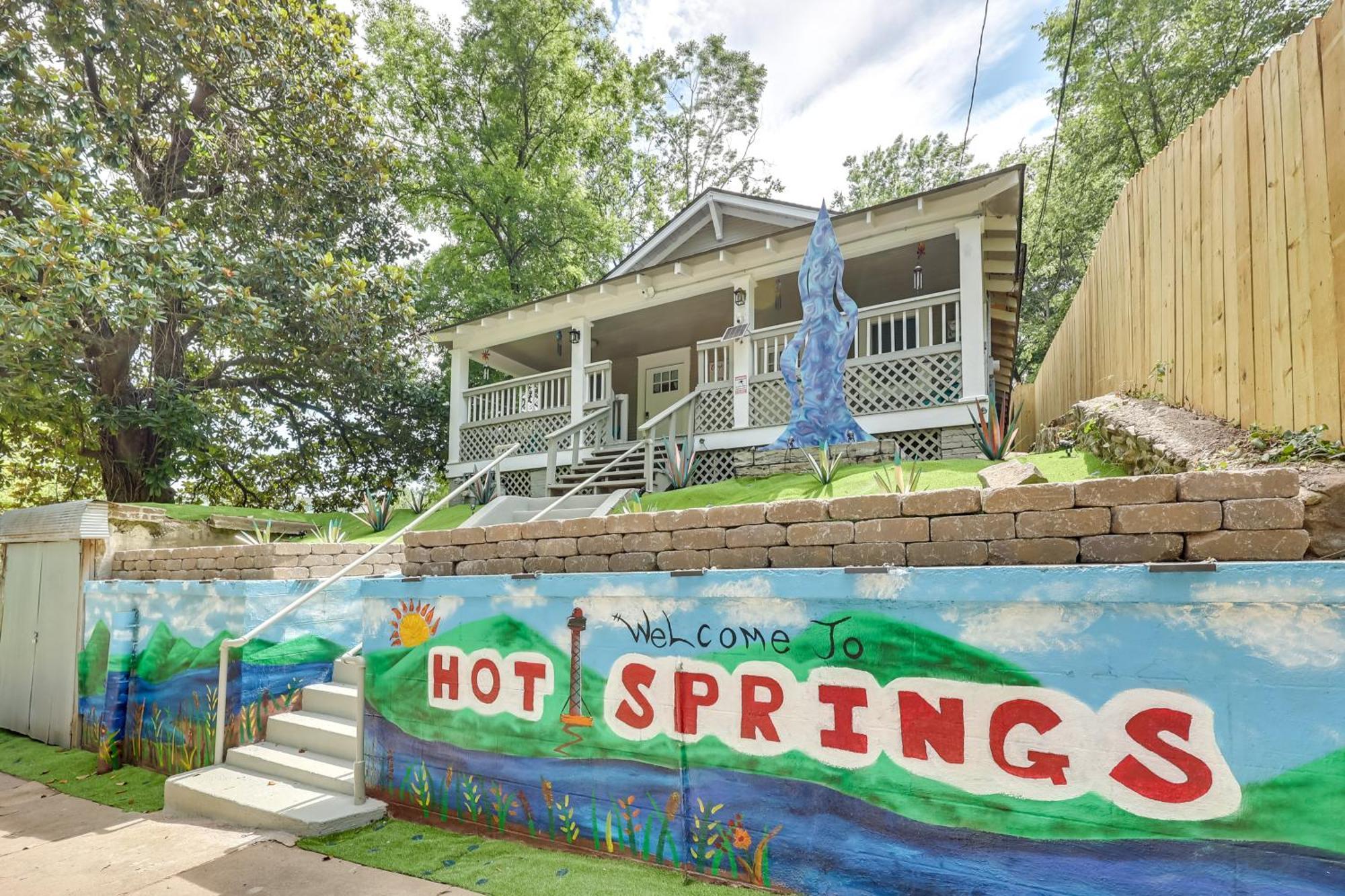 Hot Springs Home With Yard, Walk To Bathhouse Row! Zewnętrze zdjęcie